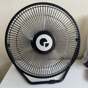 Rechargeable USB Desk Fan – 8.5" – Powers On w/ Issues – For Repair or Parts